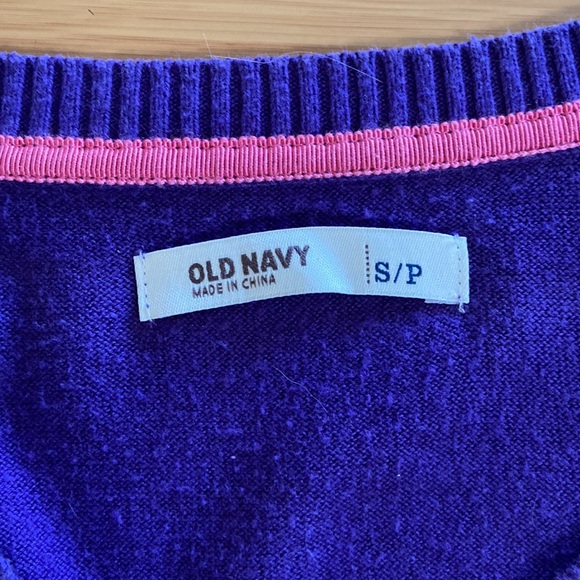 Retro Old Navy purple & white argyle sweater, size small - Picture 3 of 3